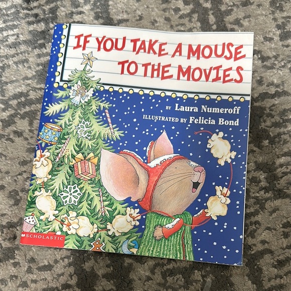 Scholastic Blue and Red Holiday Mouse Book - Picture 1 of 1